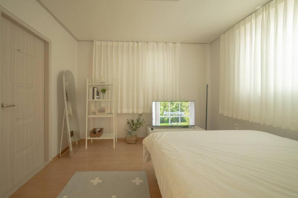 Hue House